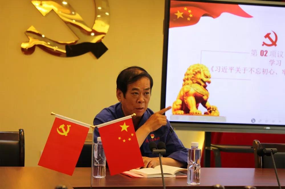 黨員立潮頭，領(lǐng)跑當(dāng)先鋒｜陳曉華：肩負(fù)安環(huán)使命，為企業(yè)保駕護(hù)航